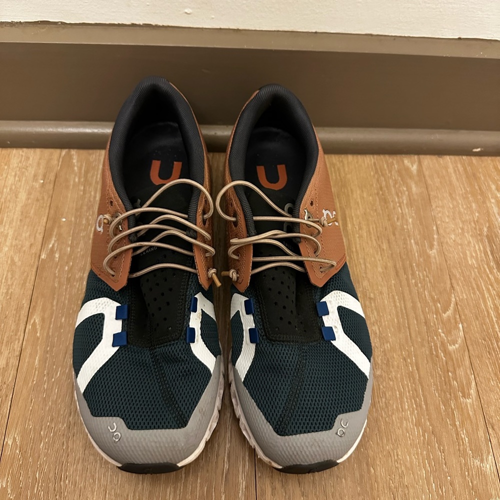 On Cloud 5 Sneakers